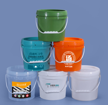 Chất liệu nhựa bền và nhẹ 5 gallon