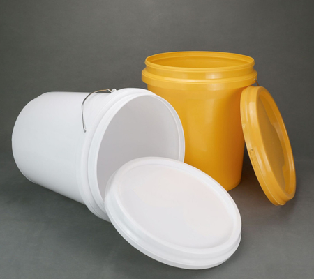 Chất xăng nhựa hoặc kim loại 20L có thể xếp chồng lên nhau với nắp chống tia UV