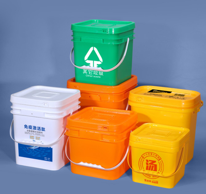 Thùng nhựa vuông 1,2 Kg dùng để sơn màu trắng hoặc màu khác