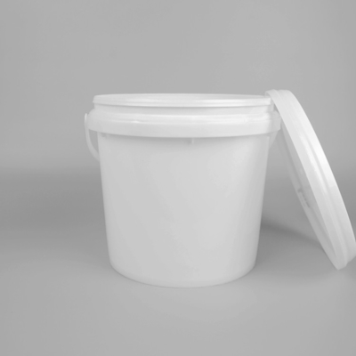 Các thùng nhựa 5 gallon có thể xếp chồng lên nhau để lưu trữ an toàn